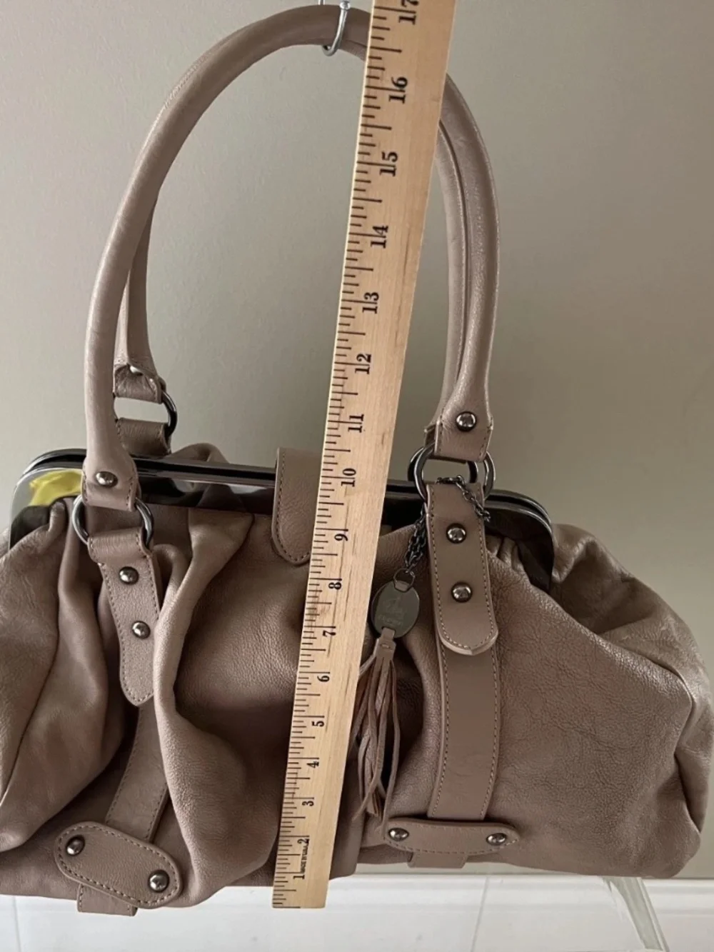 Crown Vintage Tan Leather Structureded Womens Handbag